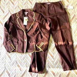 2 Friends New York Brown & Gold Polkadot Suit Women’s Size 10. NWT.
